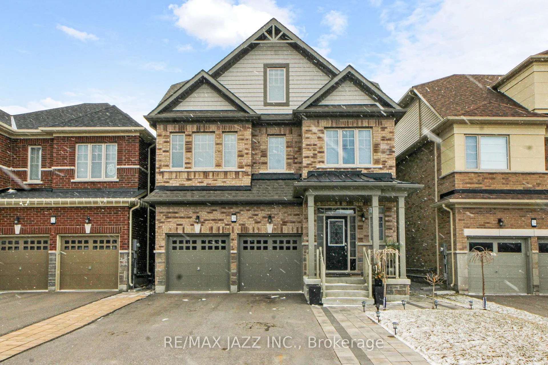 208 Frederick Pearson Street, ON L9N 0Y9