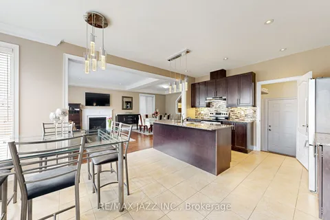 208 Frederick Pearson Street, ON L9N 0Y9