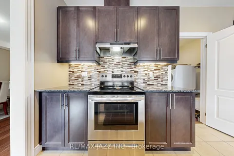 208 Frederick Pearson Street, ON L9N 0Y9