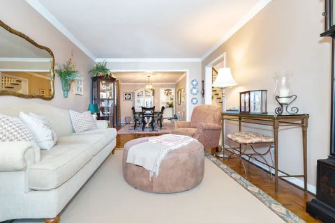 43 Summitcrest Drive, ON L4S 1A7