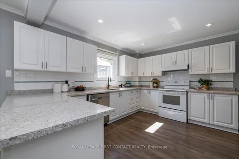 2818 Dempster Avenue, ON L9S 1C2