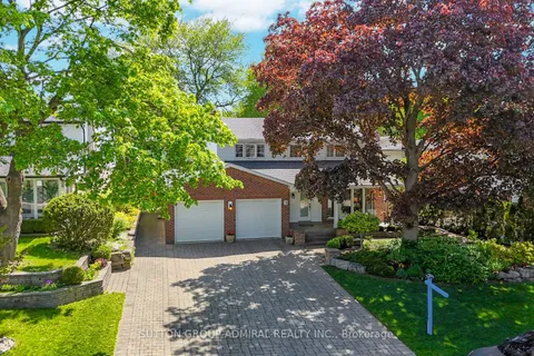 3 Blue Spruce Lane, Markham, ON L3T 3W8