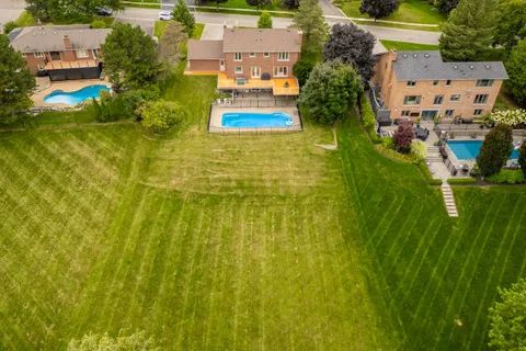 440 Warren Road, King, ON L7B 1C4