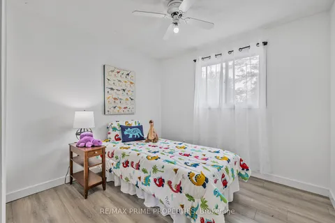 126 Pinecrest Road, ON L0E 1N0