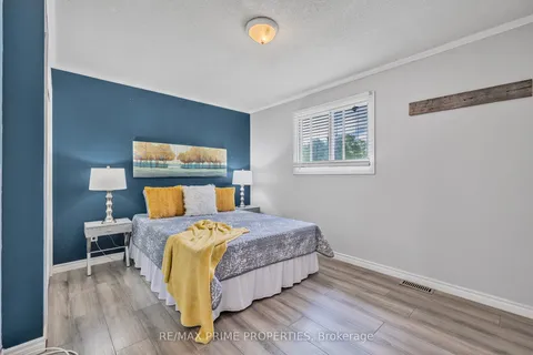 126 Pinecrest Road, ON L0E 1N0