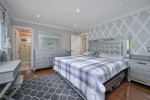 54 Albert Street, ON L9R 1J4