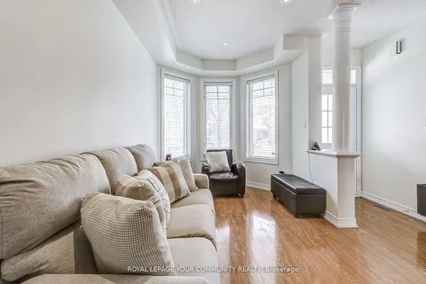16 Windrow Street, ON L4E 0B6