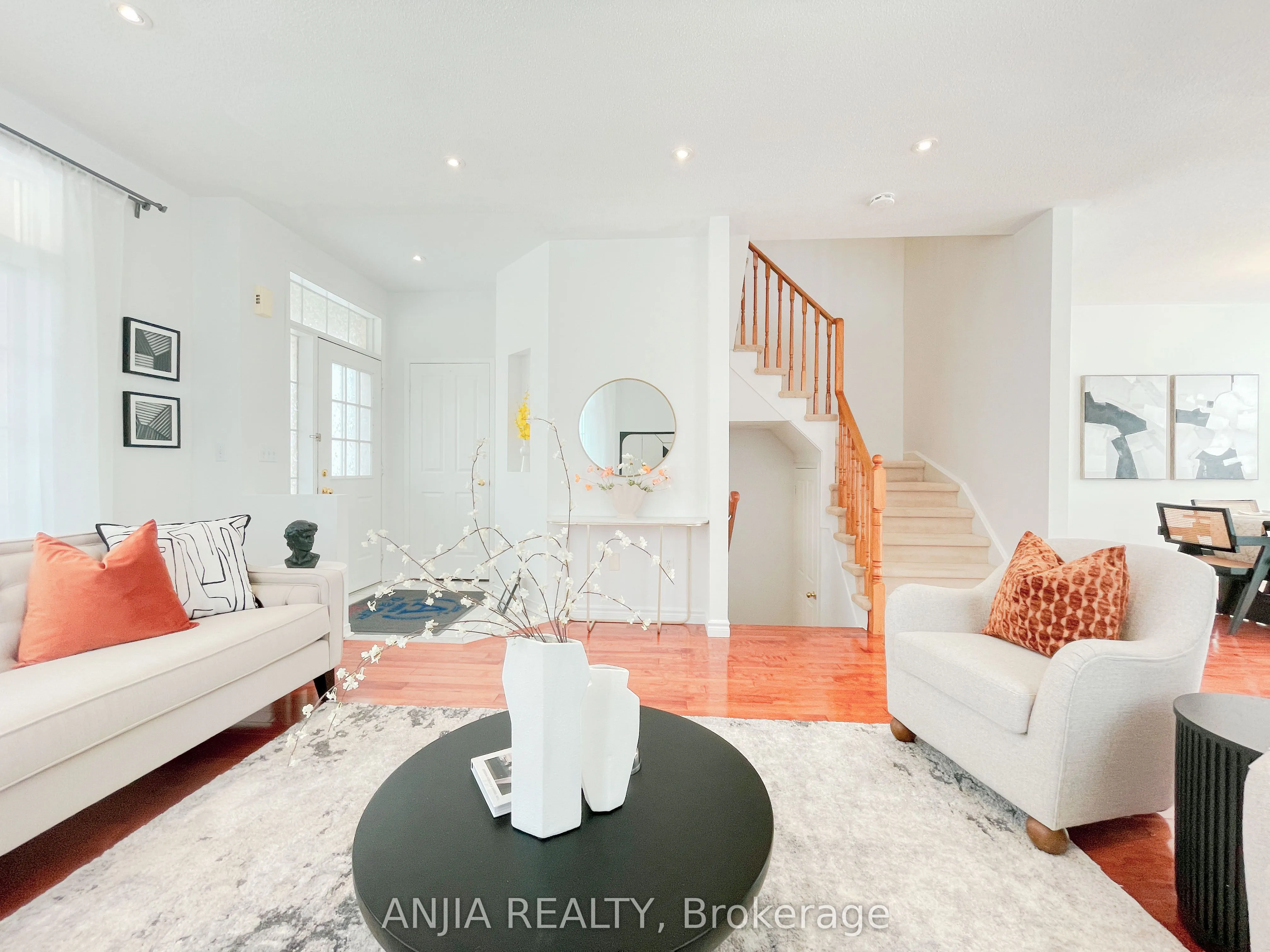 24 Crawford Street, ON L6C 2L4