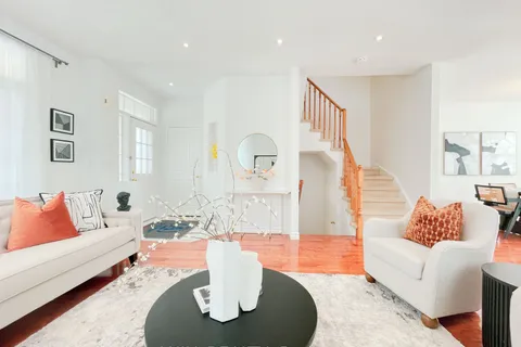 24 Crawford Street, ON L6C 2L4