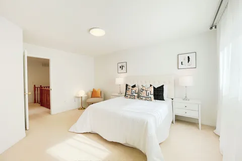 24 Crawford Street, ON L6C 2L4