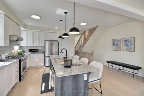 25 McCague Avenue, ON L4S 0J4