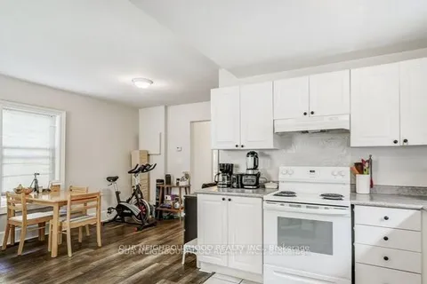 81 Wellington Street, ON L4G 1H7