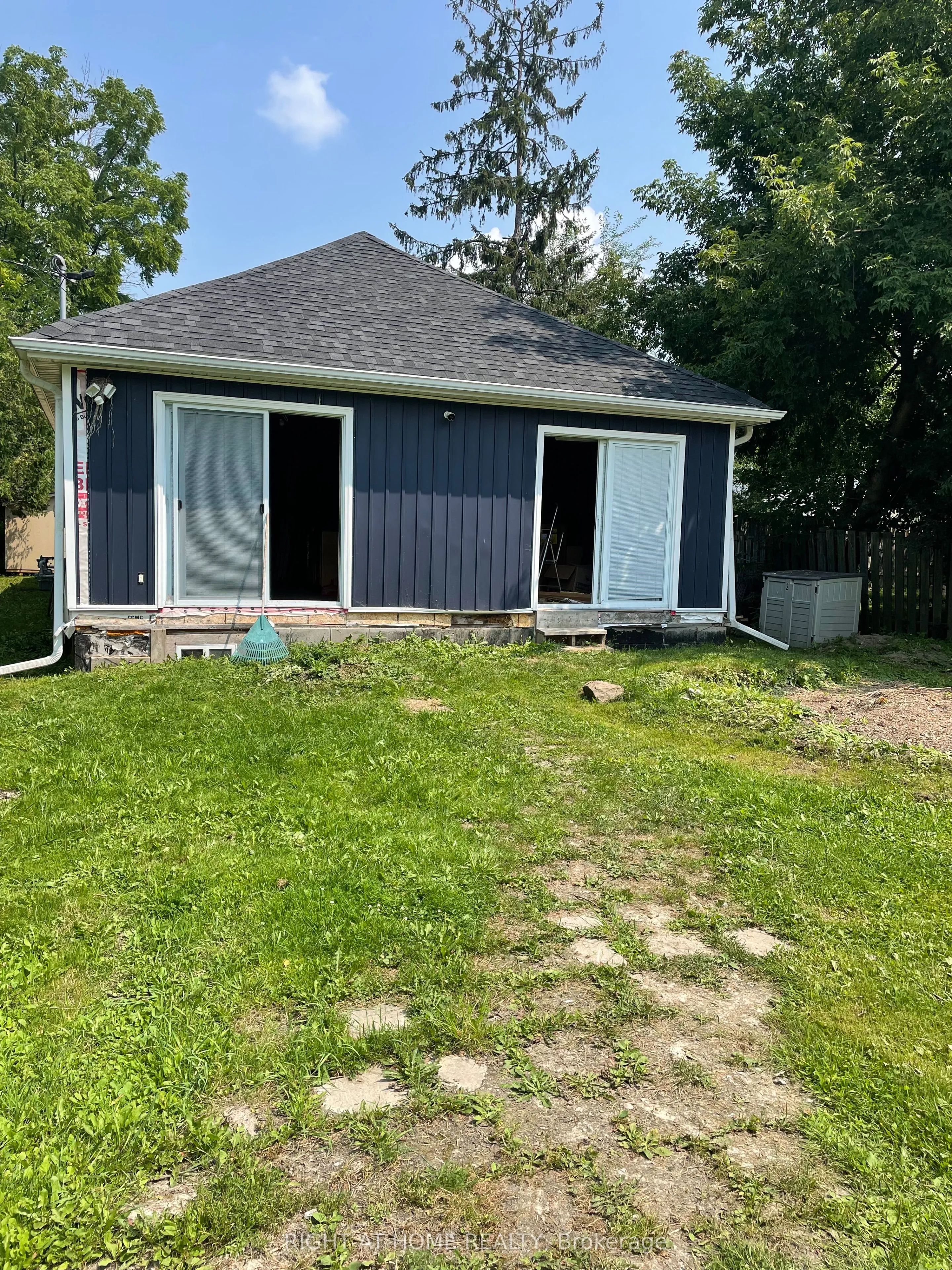 47 METROPOLITAN Crescent, ON L4P 1L7