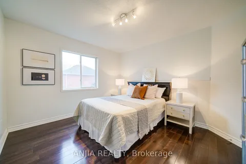 91 Crawford Street, ON L6C 2W3