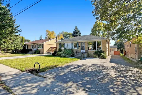 438 Centre Street, ON L4C 1B7