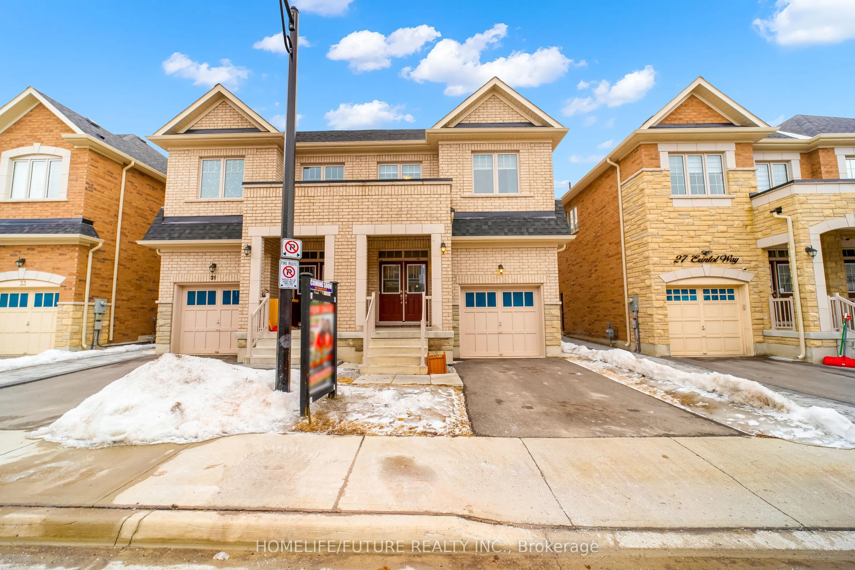 29 Erintol Way, ON L3S 0E6