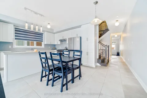 29 Erintol Way, ON L3S 0E6