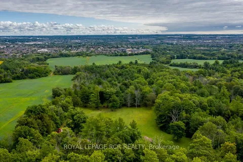 16365 Bathurst Street, ON L3X 1Z8