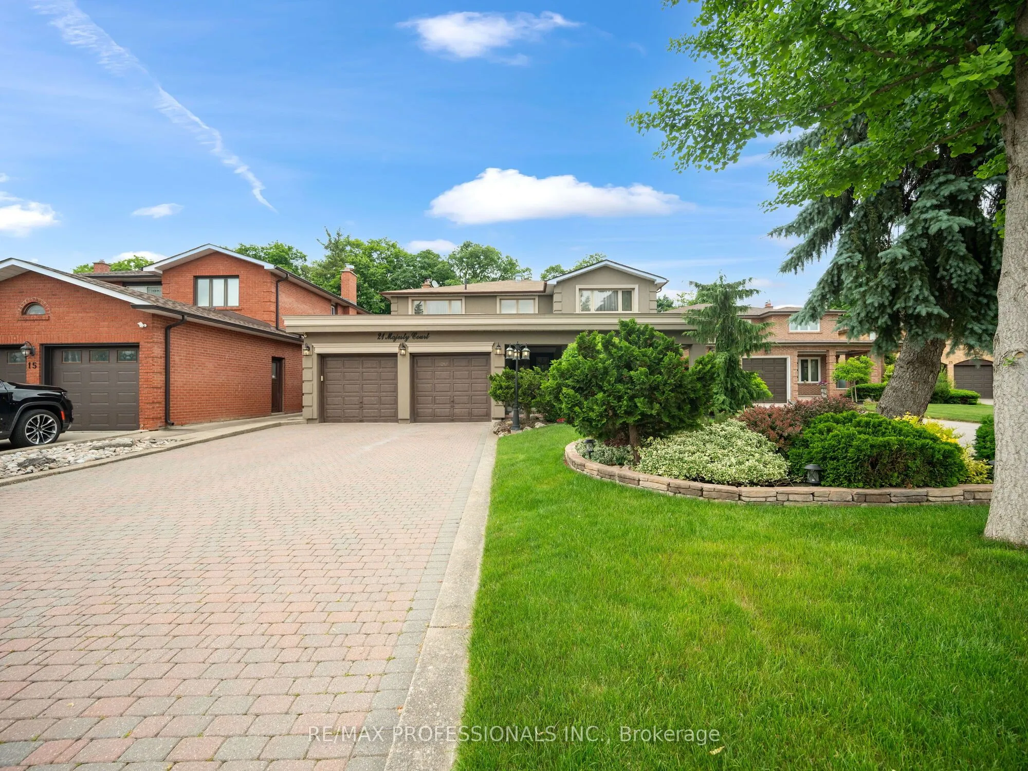 21 Majesty Court, ON L4L 3S6