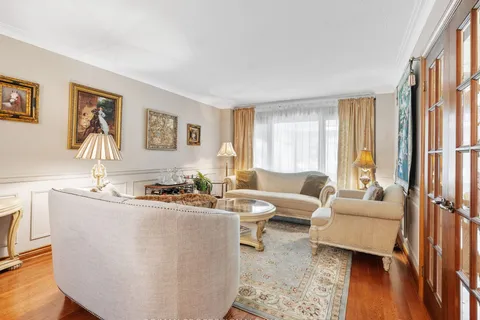 21 Majesty Court, ON L4L 3S6