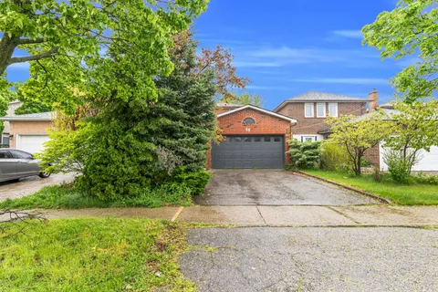48 Gray Crescent, ON L4C 5V5