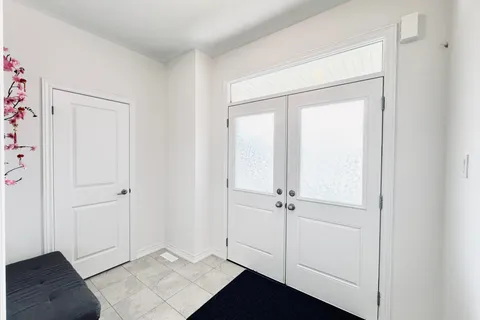 7 Wakefield Boulevard, ON L0M 1B5