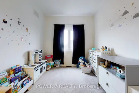381 Chouinard Way, ON L4G 1A6