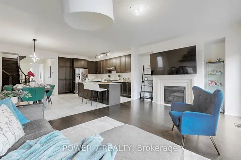 381 Chouinard Way, ON L4G 1A6