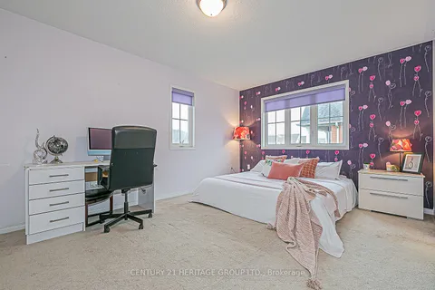 11 Birdsong Street, ON L4E 5C2