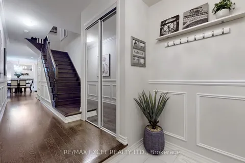 173 Helen Avenue, ON L3R 1J6