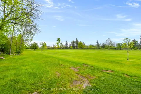 915 Lake Drive, ON L4P 3E9
