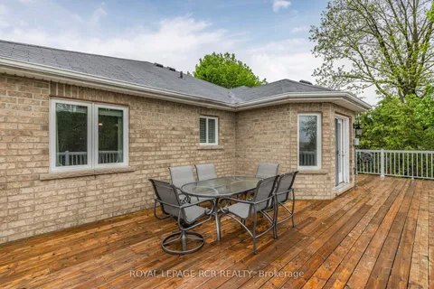 55 Nelson Street, ON L3Z 1E4