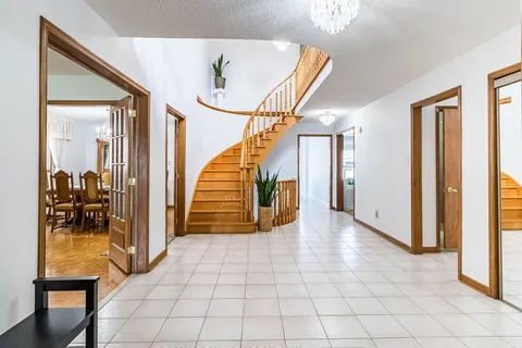 66 Nimbus Place, ON L4L 4Z4