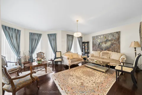 108 Headwater Crescent, ON L4E 0T2