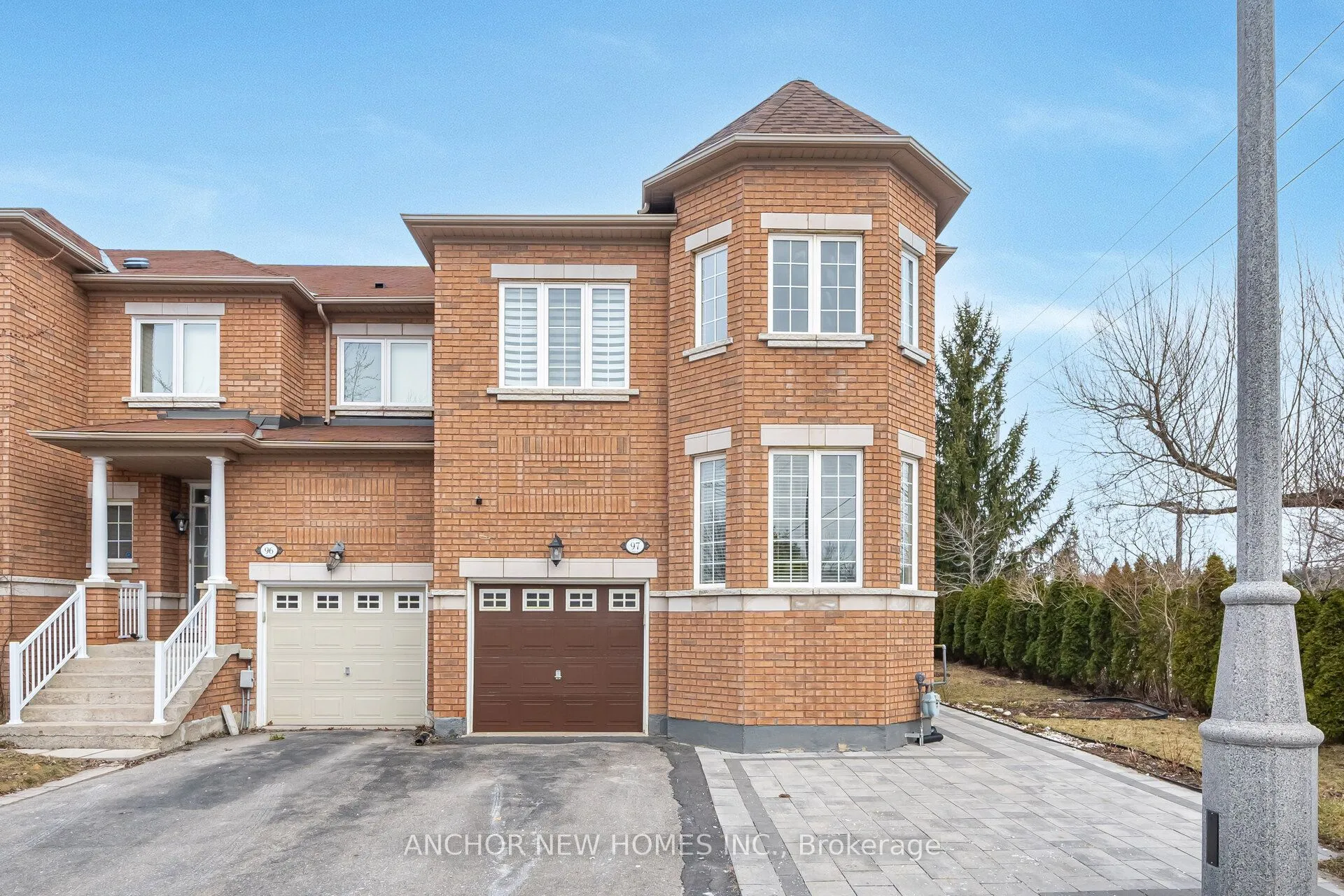 8 Townwood Drive, ON L4E 4Y3
