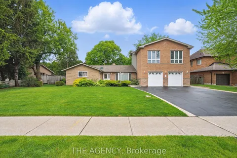 55 Denham Drive, ON L4C 6H8