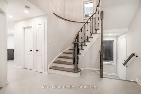 46 Foxtail Ridge, ON L3X 1Z6