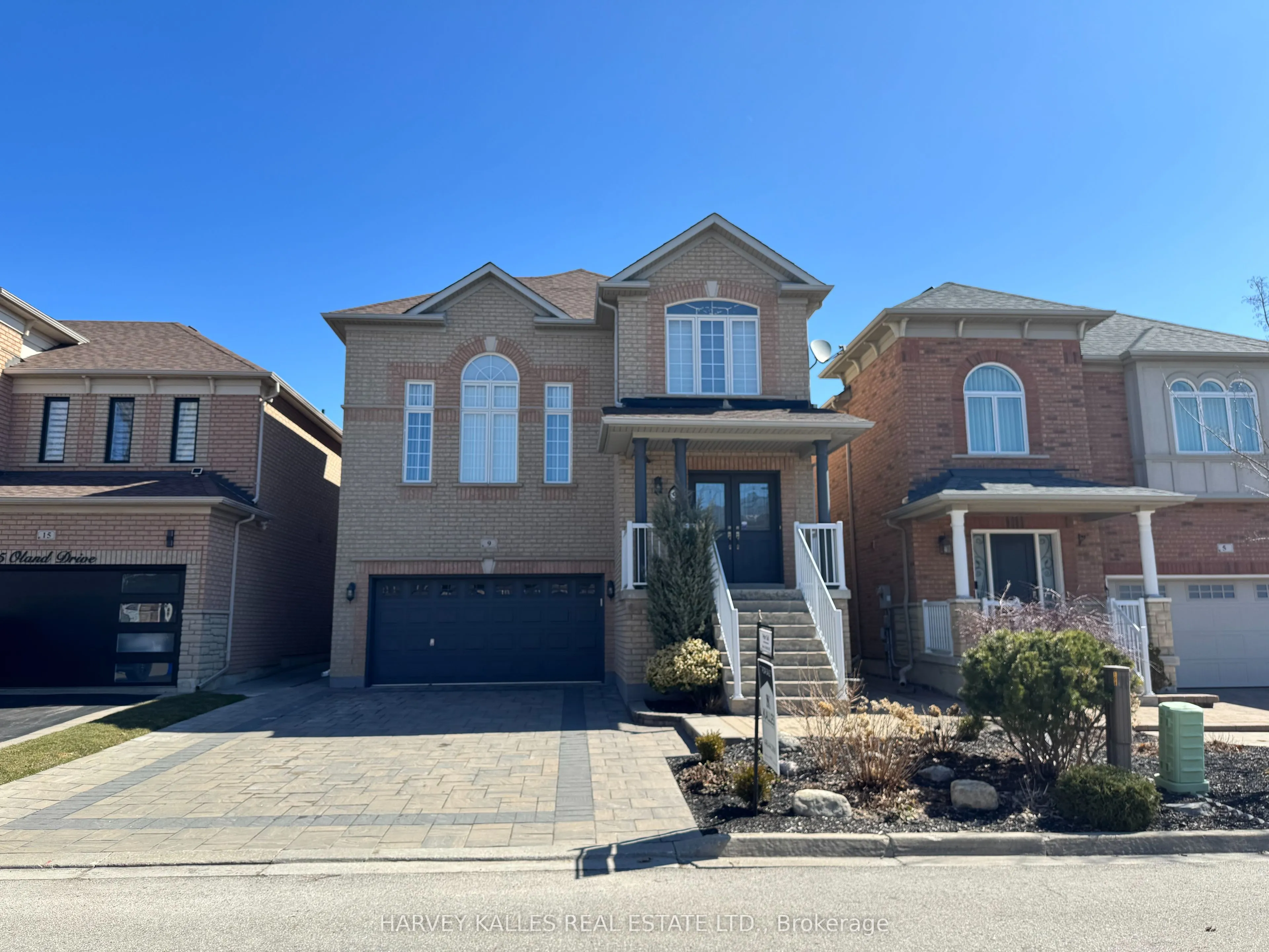 9 Oland Drive, ON L4H 2H3