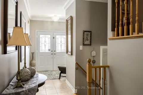 9 Oland Drive, ON L4H 2H3