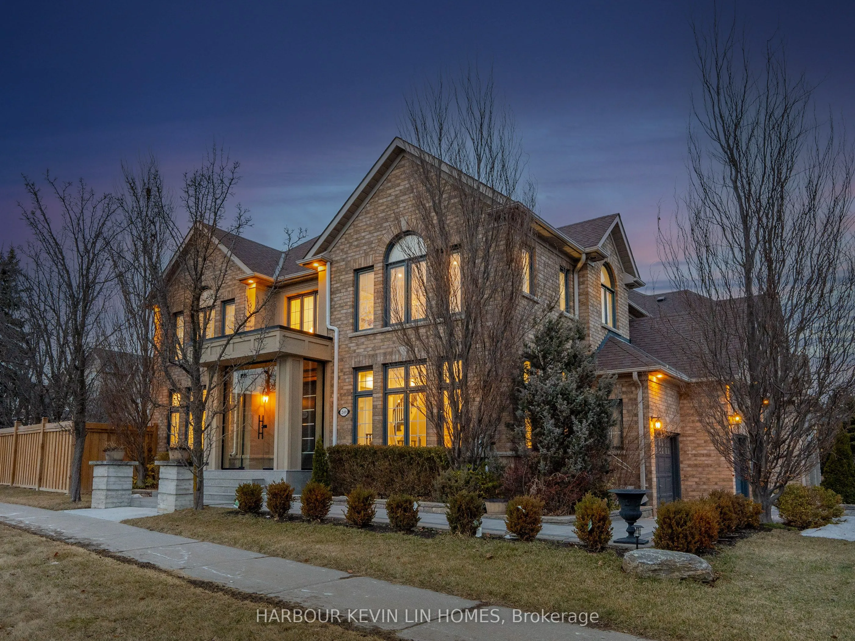 249 Boake Trail, ON L4B 4B4