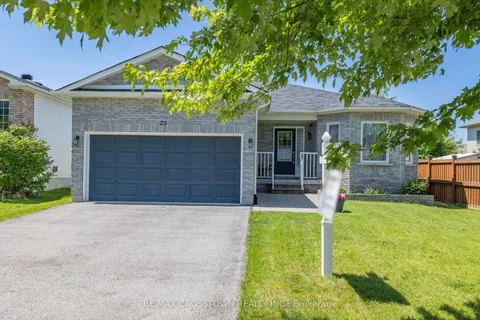 23 Stonemount Crescent, ON L0M 1B4