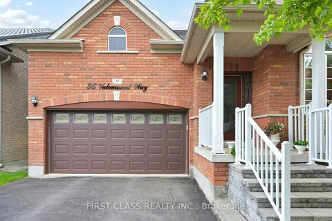 35 Valemount Way, ON L4G 7S3