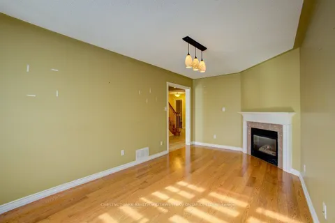 105 Veneto Drive, ON L4L 8X5