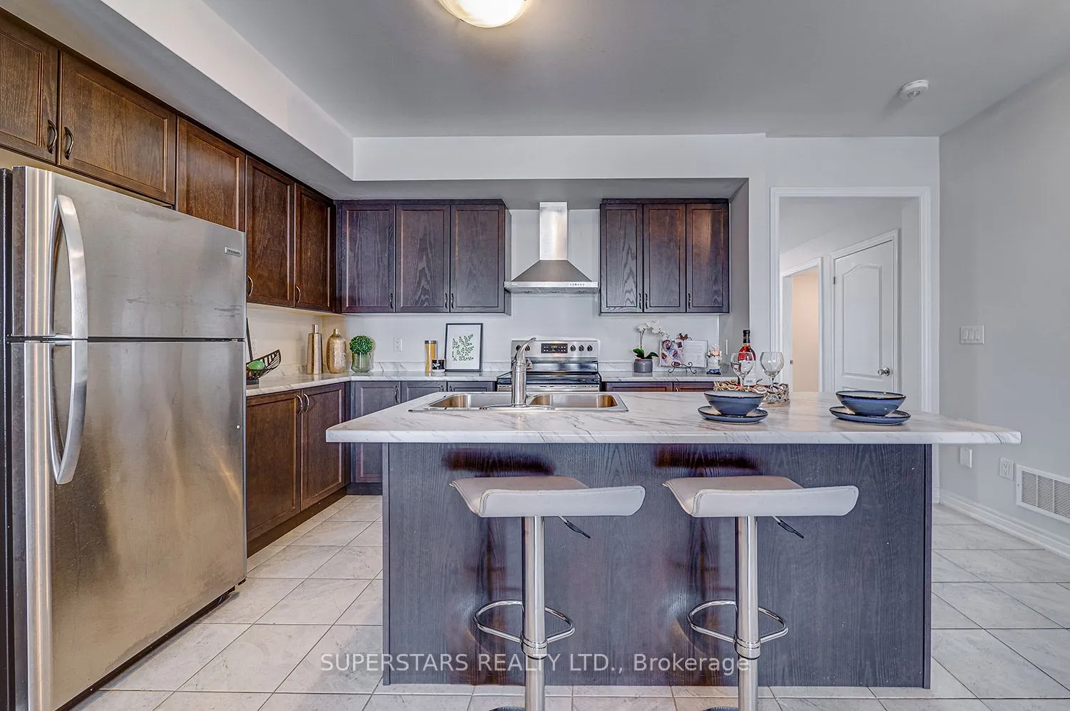 83 Luzon Avenue, ON L6B 1N7