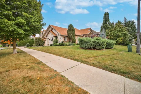 7 Longview Crescent, ON L4H 1A7