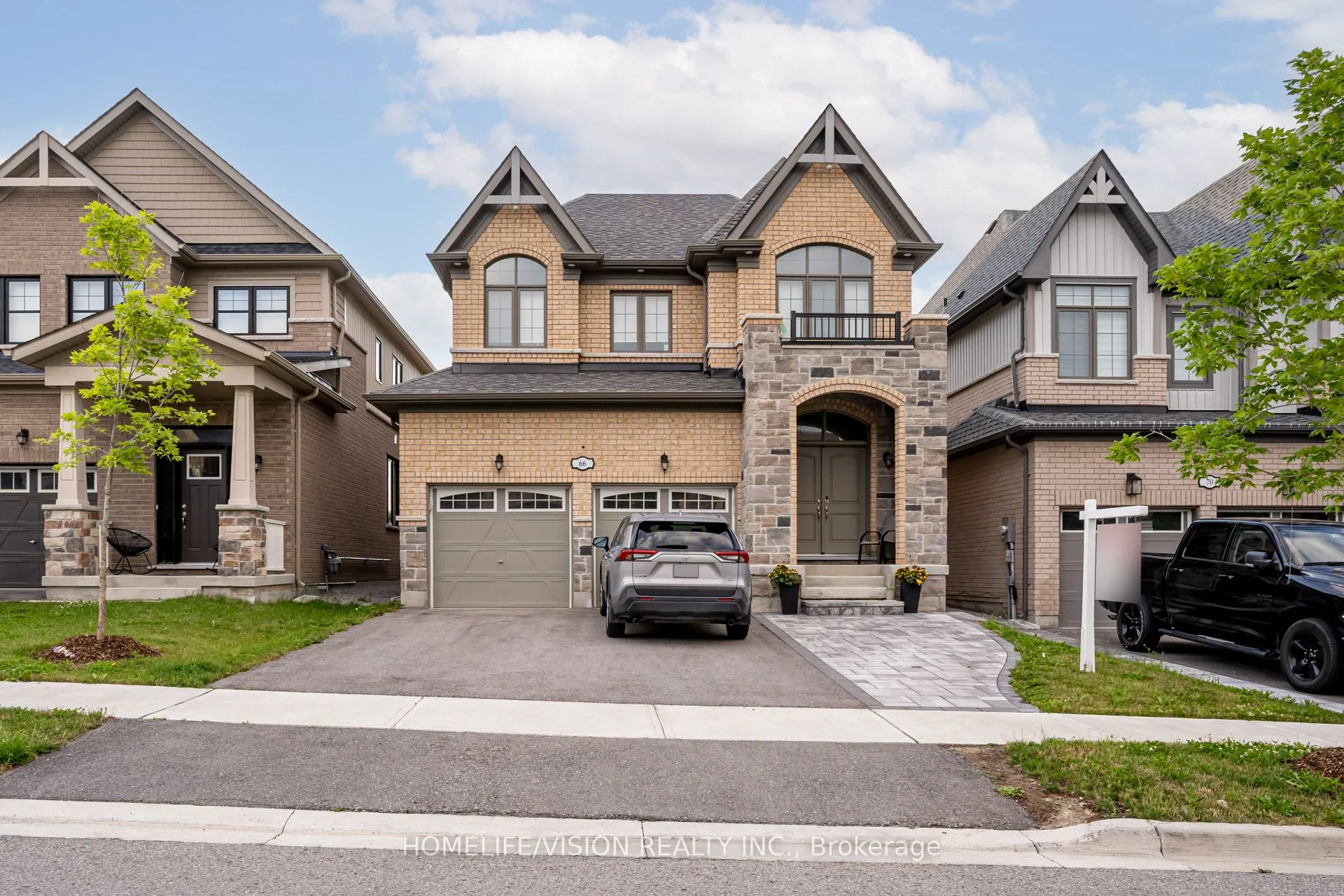 66 Chessington Avenue, ON L9N 0R5