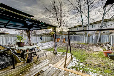 76 Kate Aitken Crescent, ON L0G 1A0