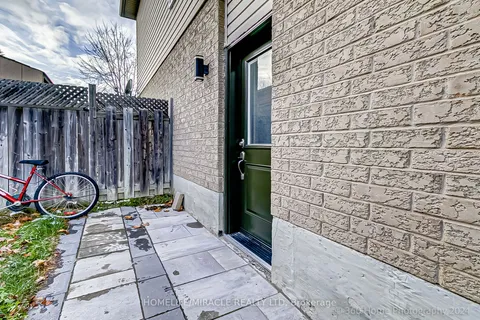 76 Kate Aitken Crescent, ON L0G 1A0