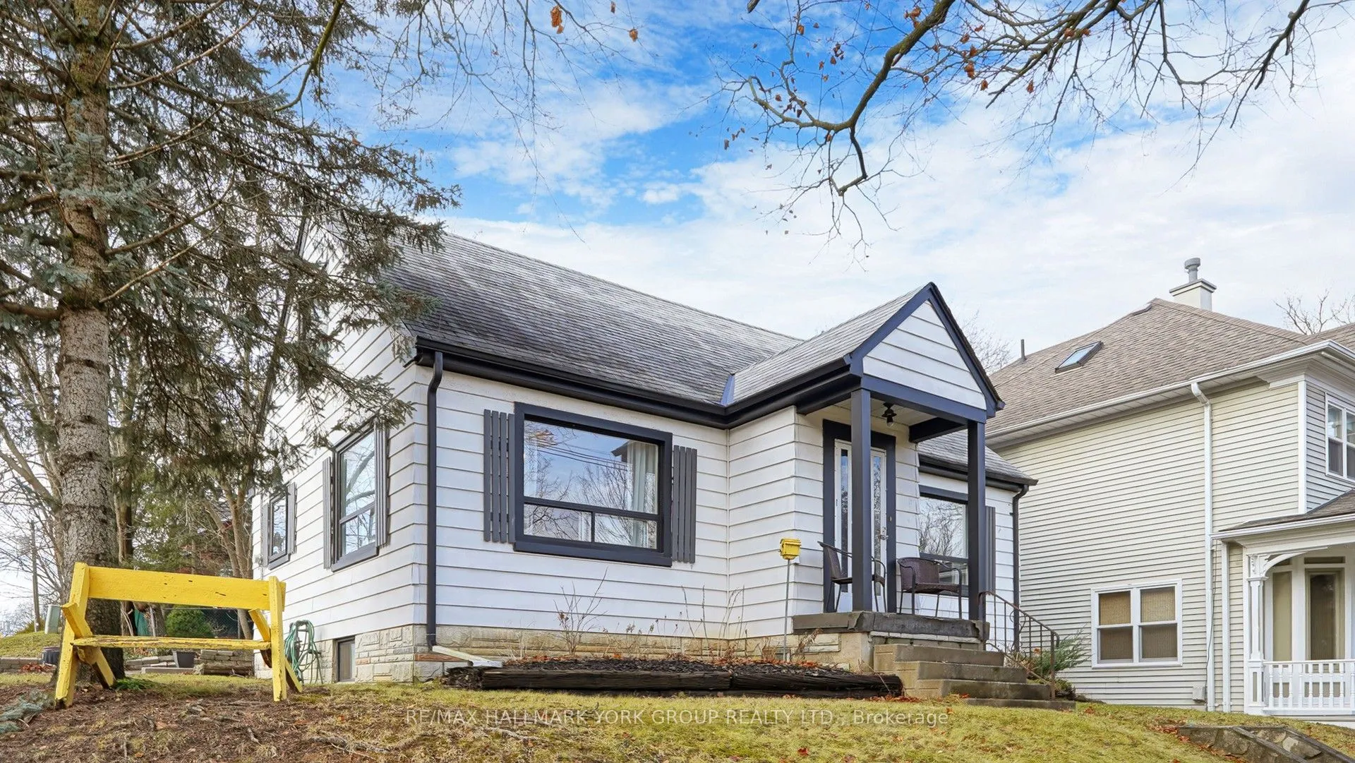 122 Gurnett Street, ON L4G 1P6