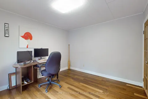 122 Gurnett Street, ON L4G 1P6